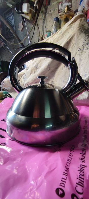 Продам чайник VIKALINA