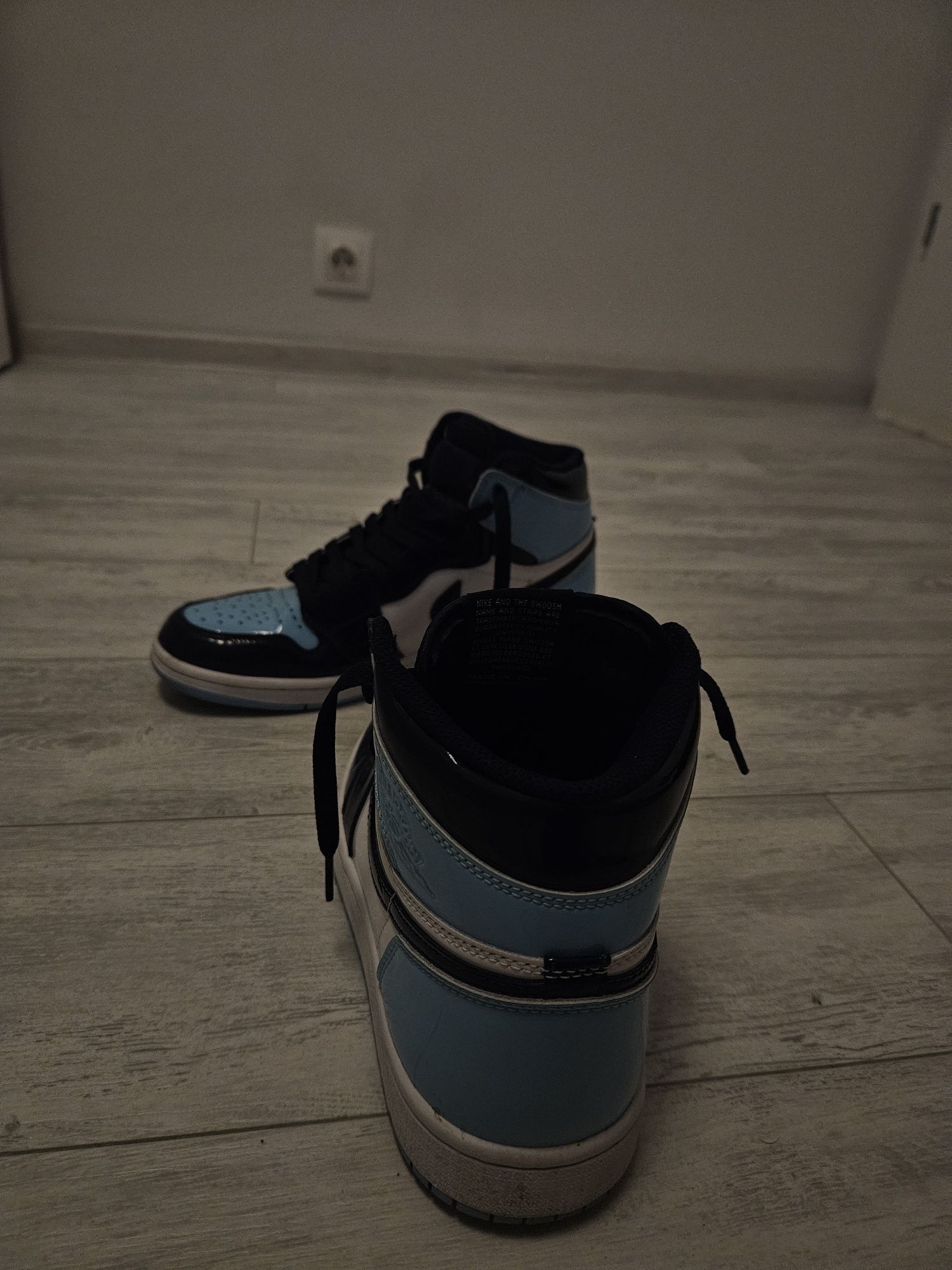 Jordan 1 Chill Blue 42 EU W/M