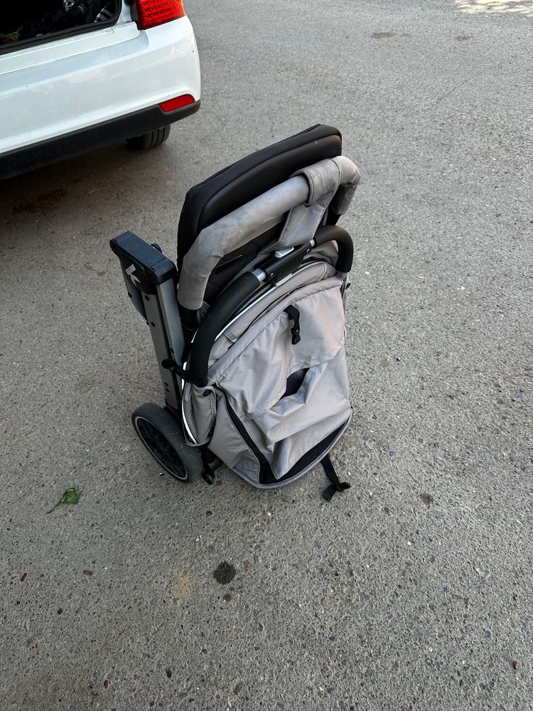 Прогулочная коляска kidilo