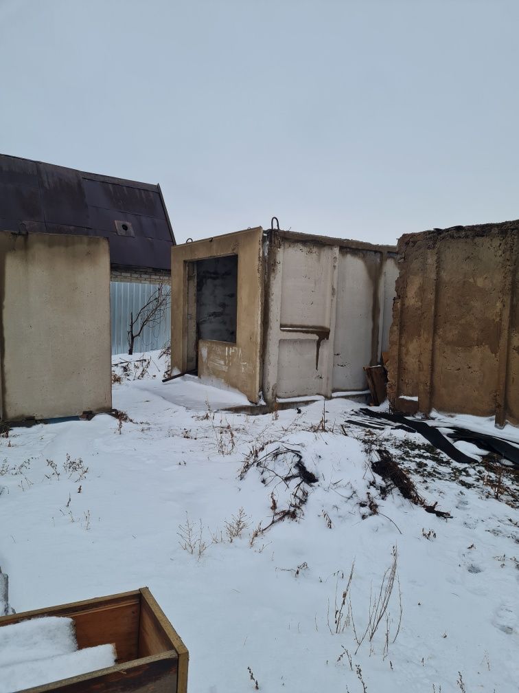 Продам  дачу  сад Берёзка, первый дом от предсидателя,  рядом остановк