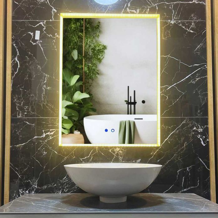 Graphic Designer & Branding materiale promoţionale