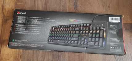 Vand tastatura mecanica Trust MAZZ de gaming