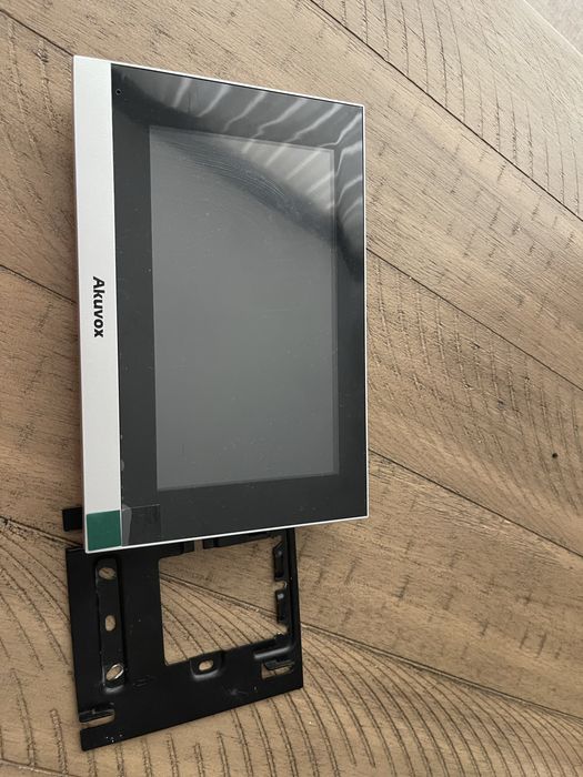 Видеодомофон новый