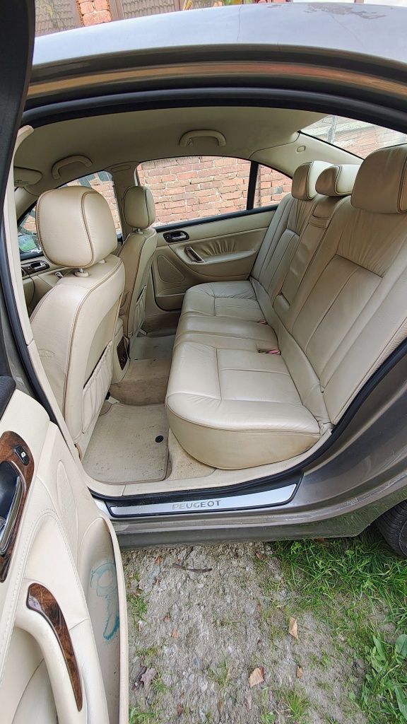 Dezmembrez Peugeot 607 2.2 hdi Piese Peugeot Motor Diesel