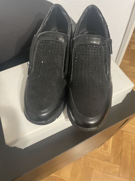 Vand ghete din piele noi nr 39