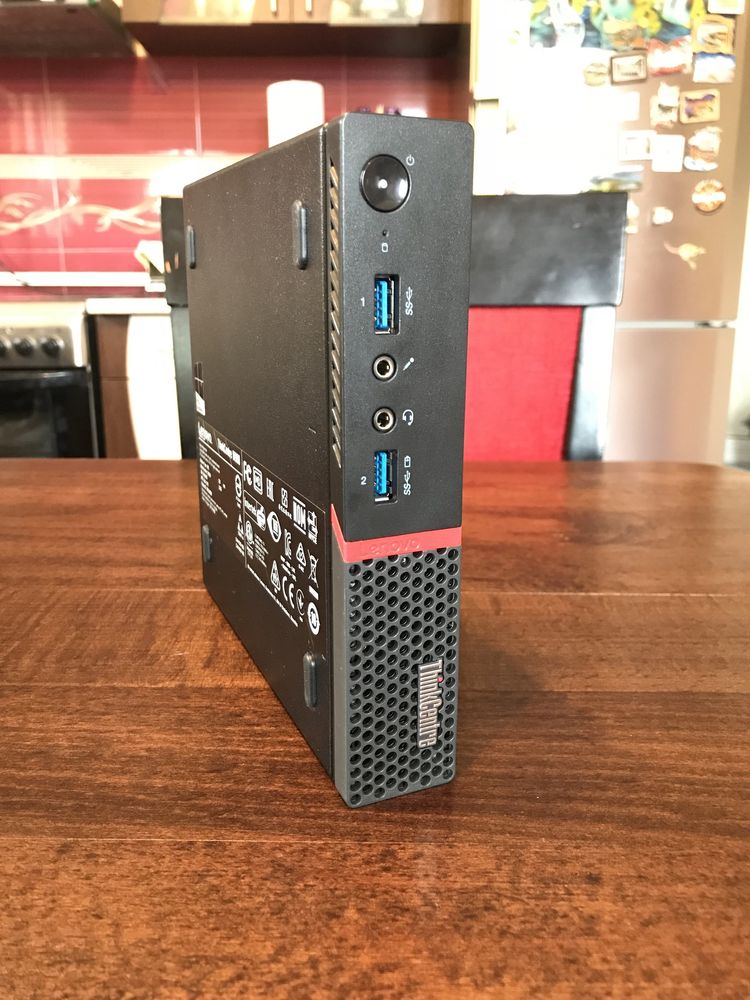 ThinkCentre M900