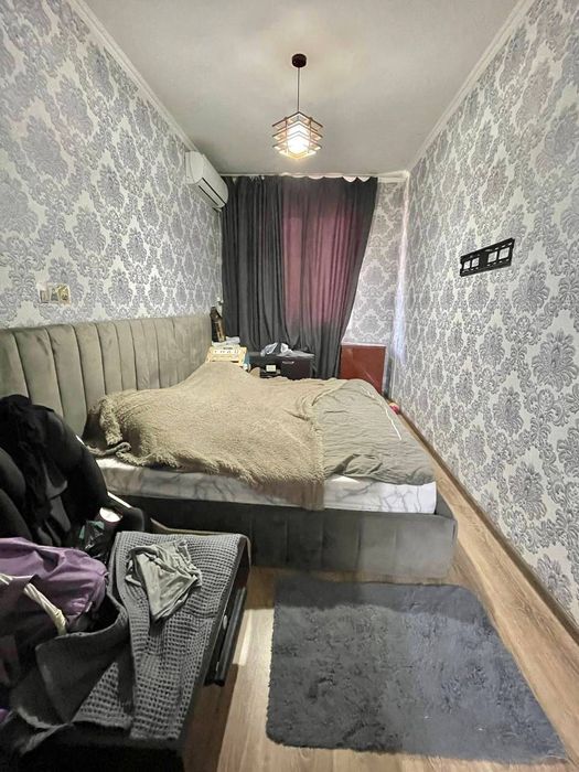 2в3/2/4 Ялангач, ориентир кафе Бухара,балкон1.5*3,мебель техника 50 м2