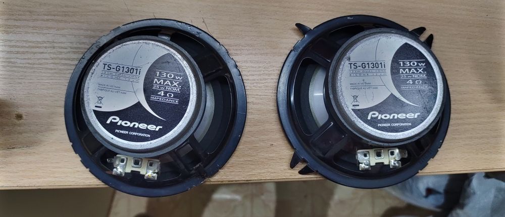 Продавам говорители Pioneer