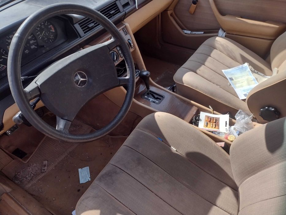 Mercedes 124 2.3 Benzin На Части