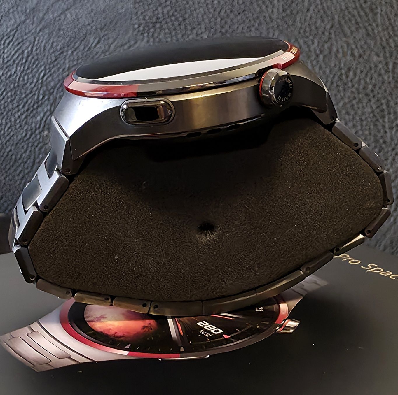 КАТО НОВ 48mm Huawei Watch 4 Pro Space Edition VIVACOM Гаранция 2026г.