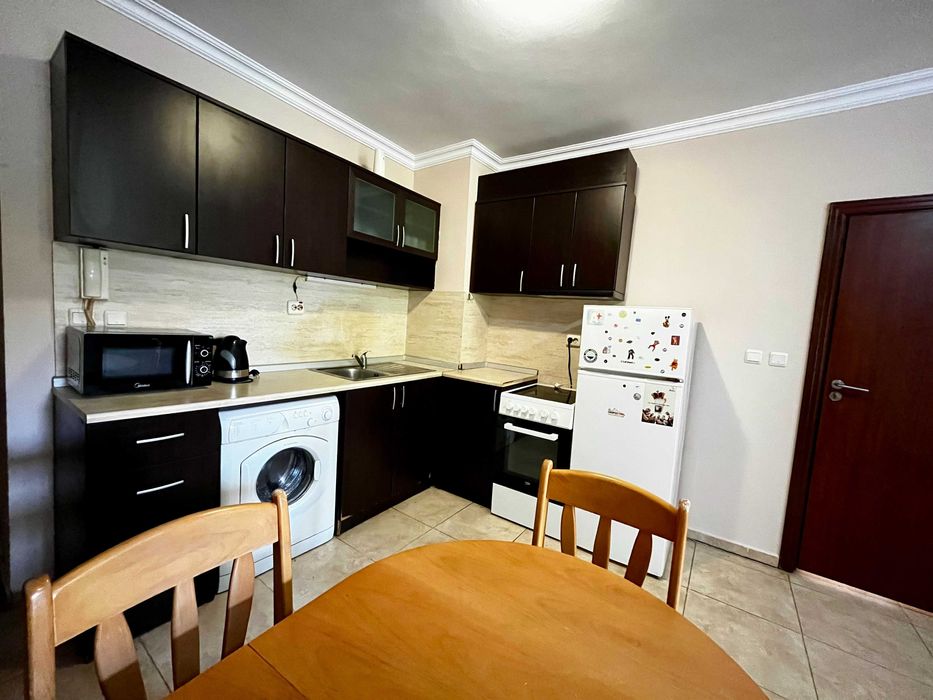 Продава се Тристаен апартамент в с. Равда, Област Бургас - 83 кв.м за 1204 €/кв.м - Снимка #2