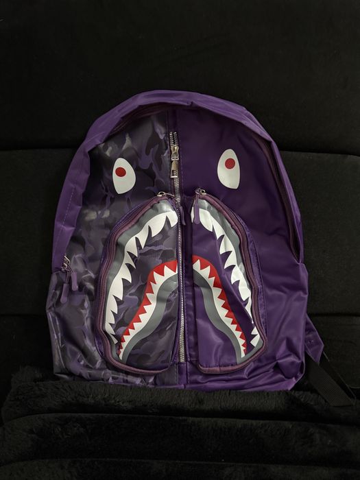 Ghiozdan Bape mov
