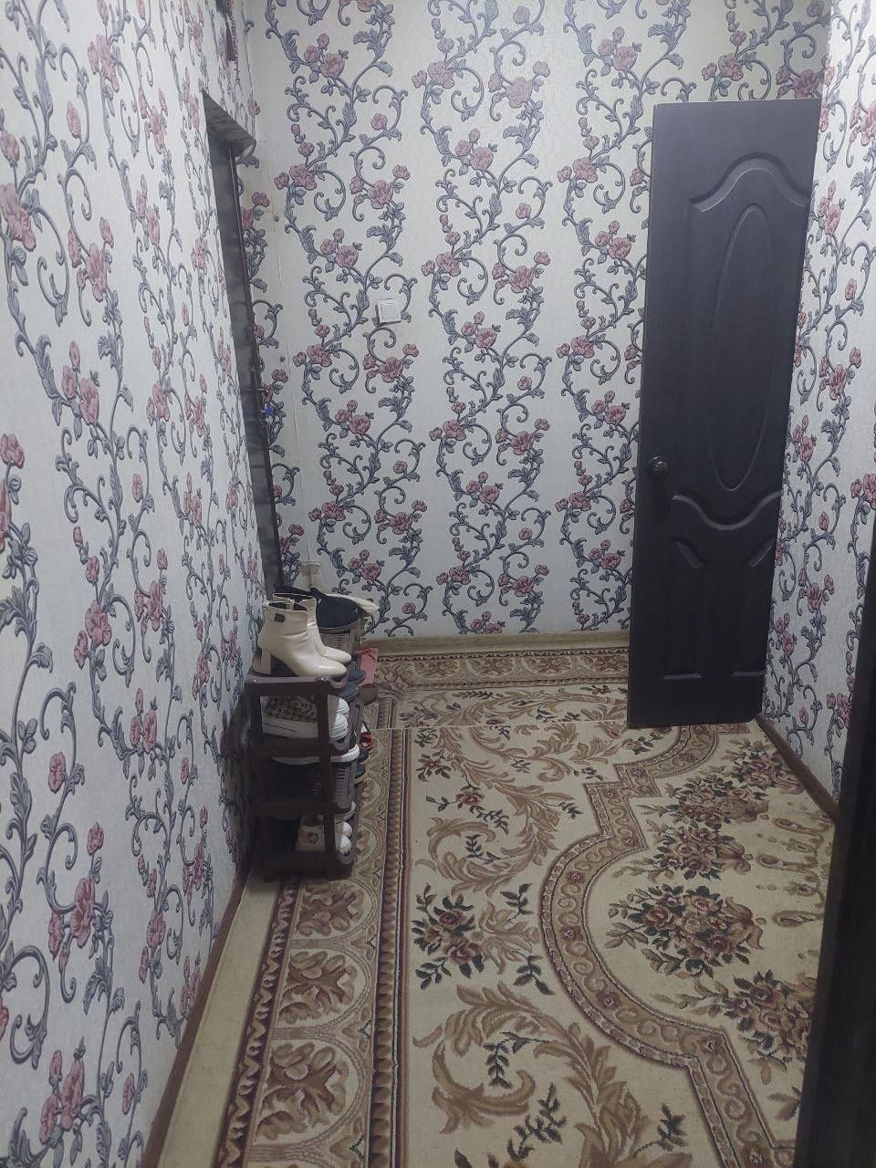 Продается квартира в Янгиюле (Гульбахор)