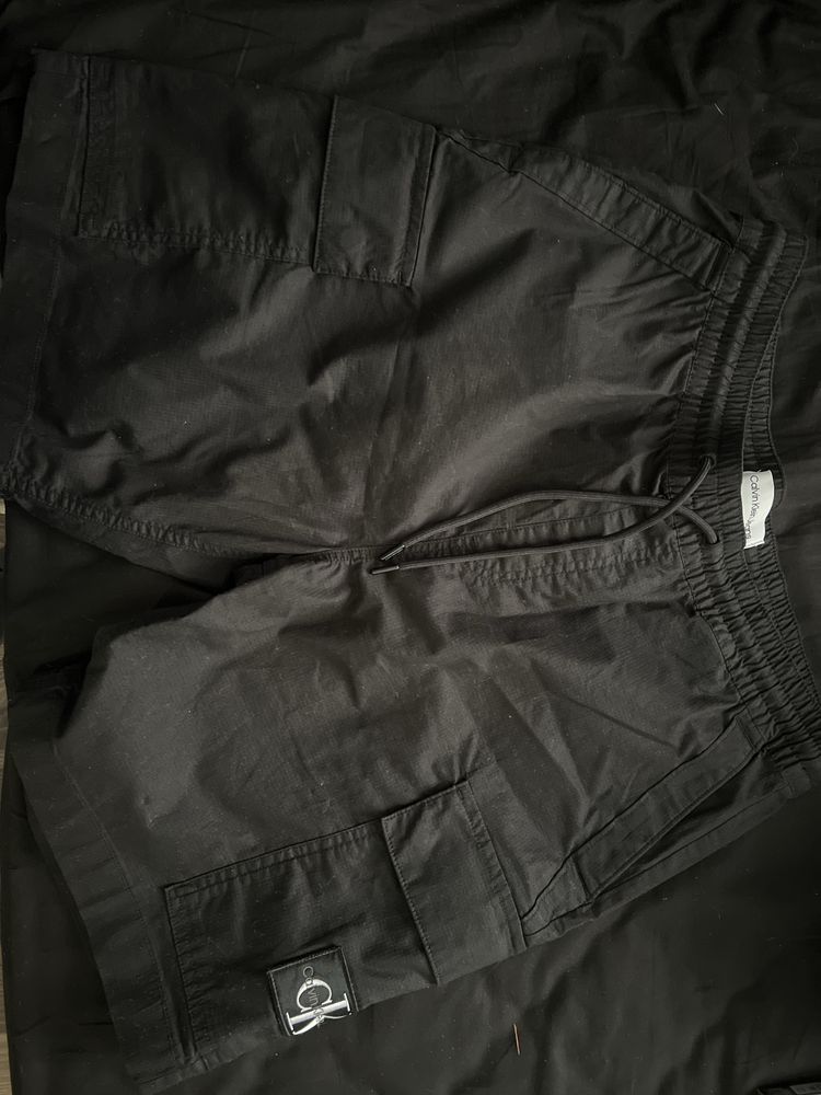 Calvin Klein Jeans- къси панталони