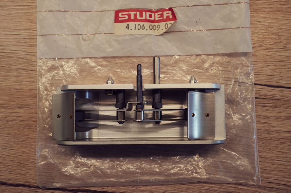 head flap pentru Studer A80 VU MKII 8 track 1 hum shield