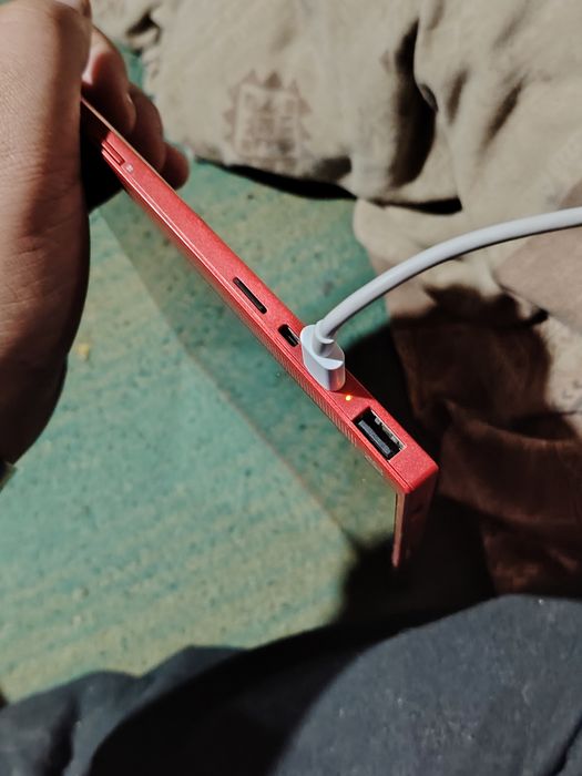 Vând HP pavilion x2