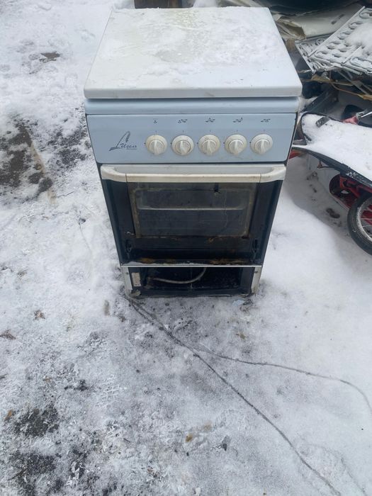 Продам газ плиту