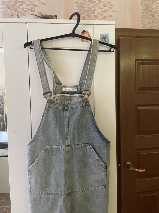 Серо белый сарафан