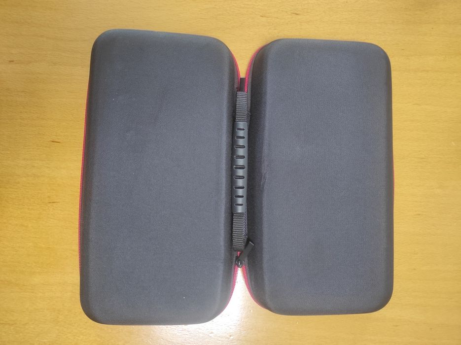 Твърд калъф за микрофони