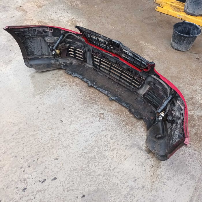 bara fata vw jetta originala cu spalatoare