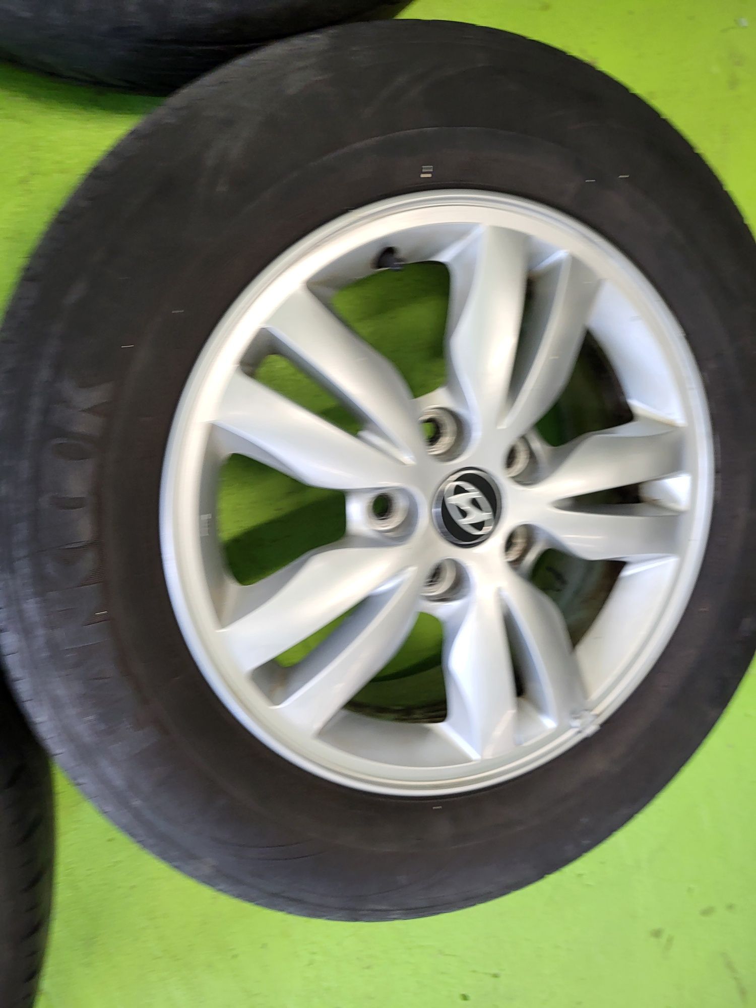 16 5x114.3 Hyundai Kia лети джанти 5х114.3