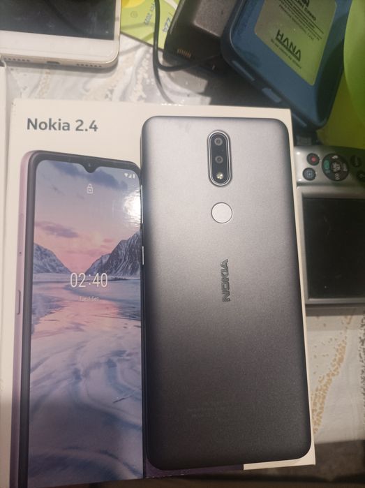 Телефон Nokia 2.4