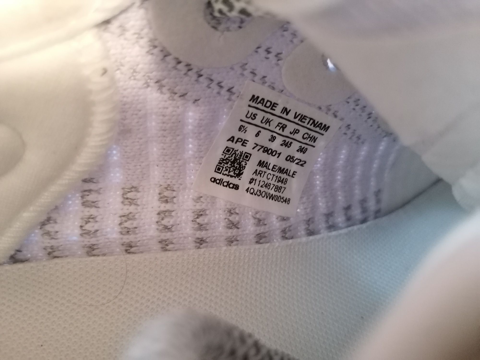 Adidas yeezy boost 350 v2 yeshaya reflectiv