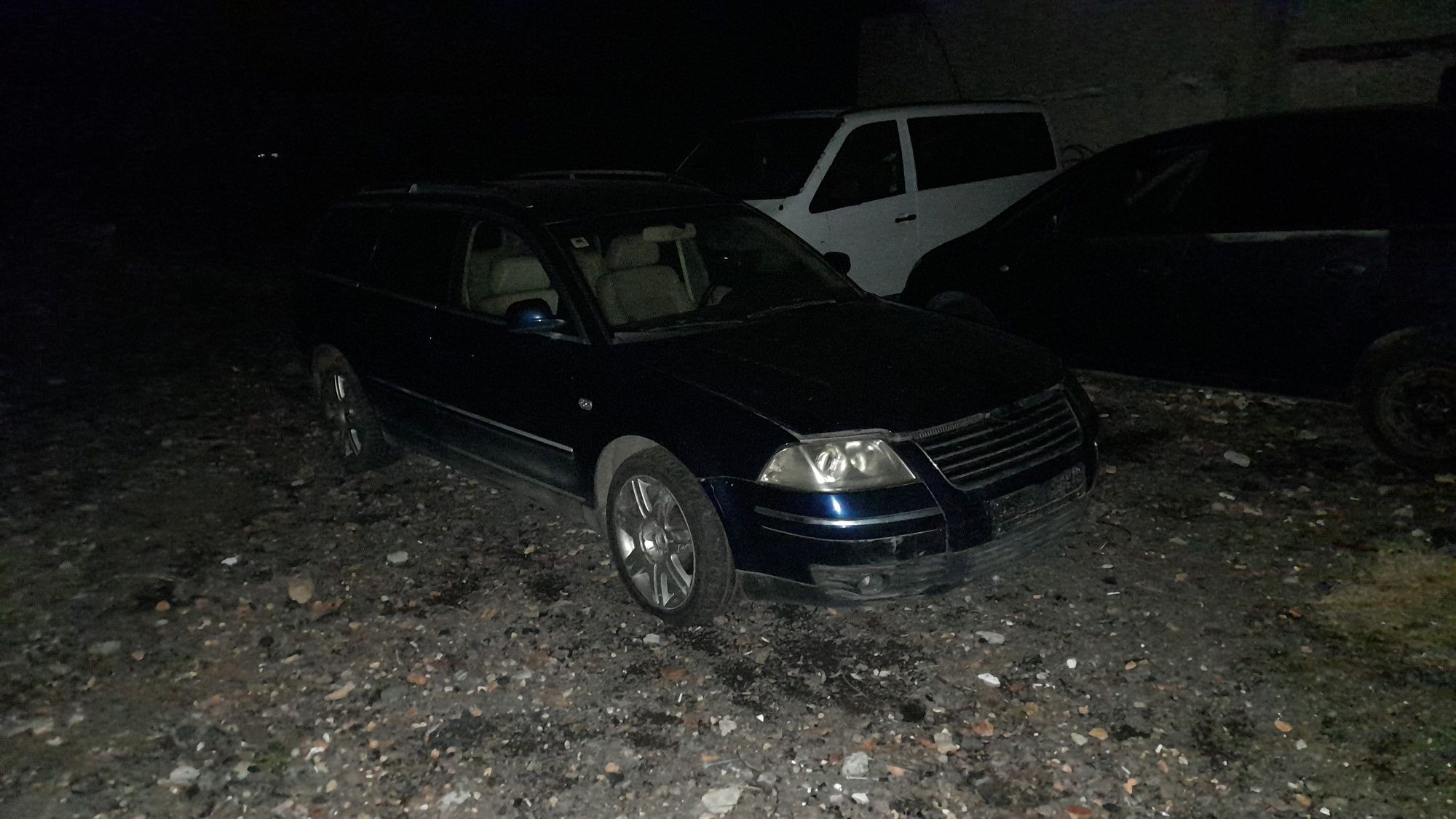 Volkswagen Passat 5,5 на части