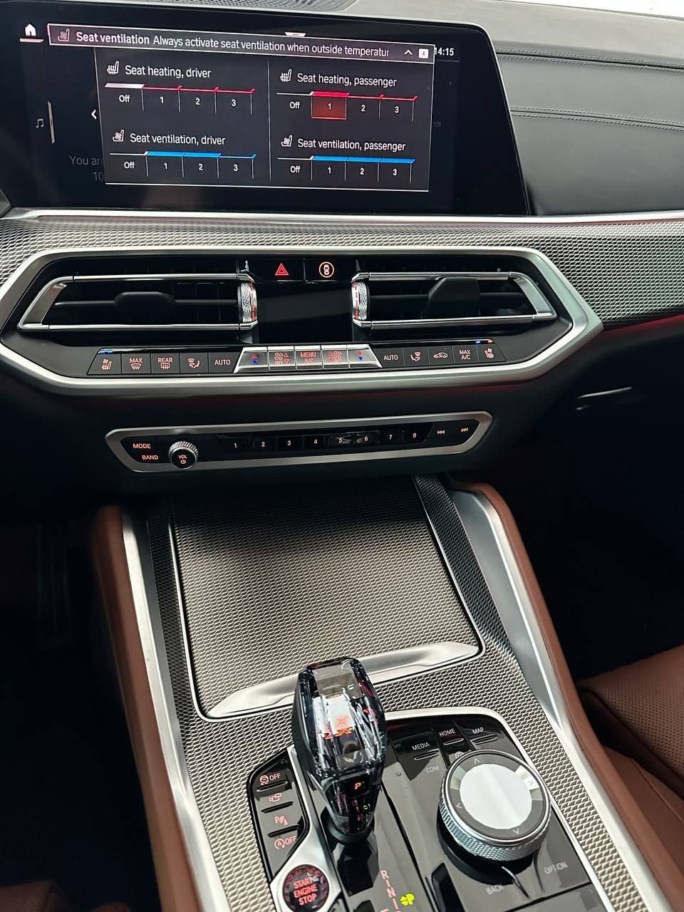 BMW X6 xDrive40i full