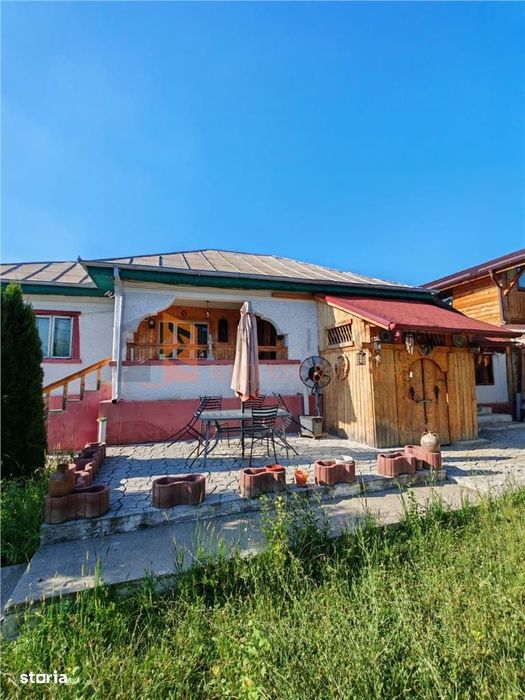 Teren intravilan + casa zona Fintesti