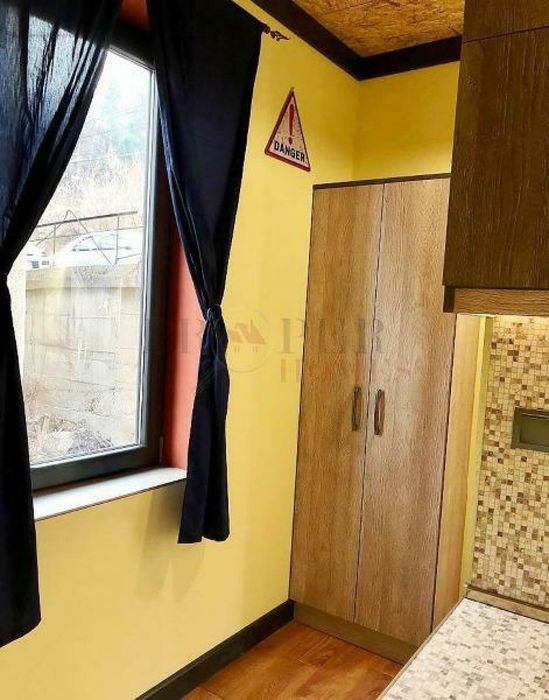 Дава се под наем Едностаен апартамент в Велико Търново, Център - 40 кв.м за 239.7 € - Снимка #11