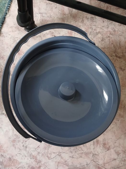 Кресло-туалет совершенно новый и не использовали!