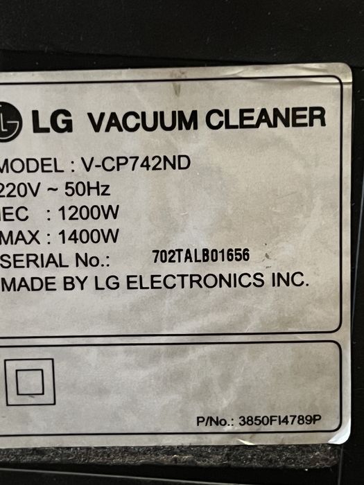Пылесос LG V-CP742ND