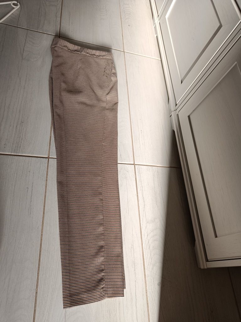 Pantaloni Zara grosi, 40