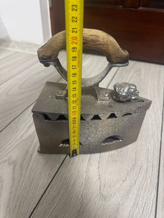 Fier de călcat pe cărbuni