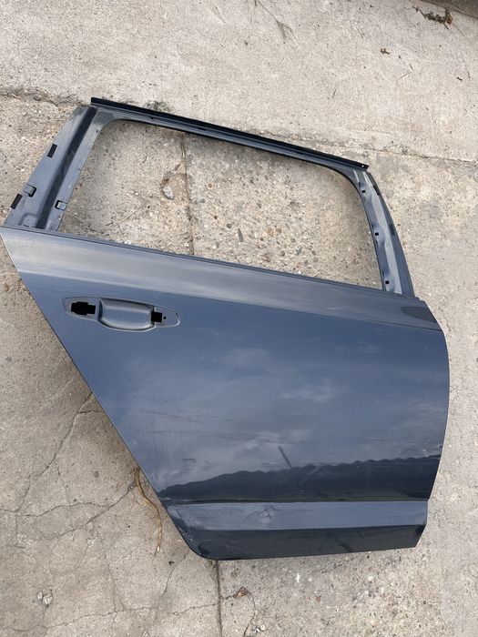 Ușă dreapta spate skoda octabia 3.break.