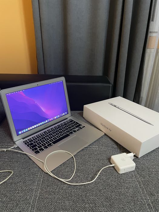 Macbook air Apple impecabil