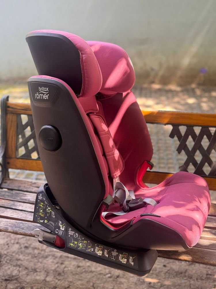 Scaun auto  Britax Romer Advansafix 9-36kg isofix