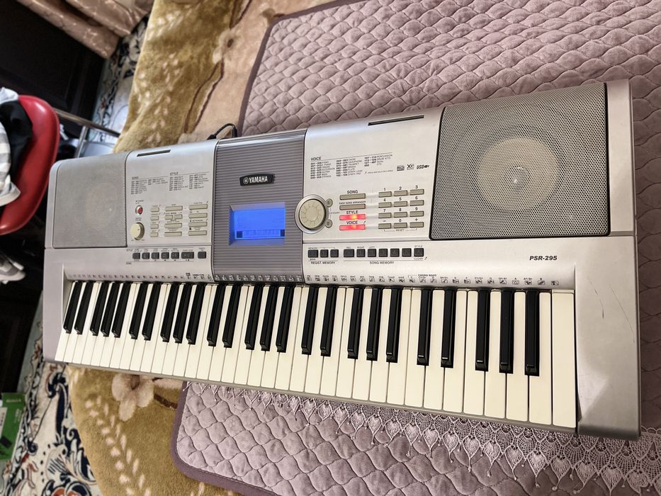 Синтезатор Yamaha PSR-295