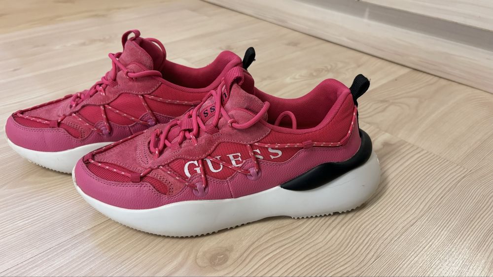 Кецове guess 40 р