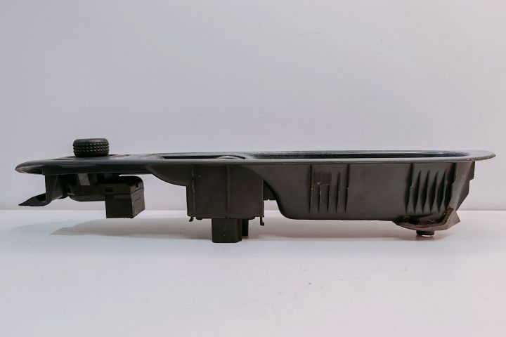 Comanda Geamuri Butoane 8200084003 Renault Clio a 2-a generatie