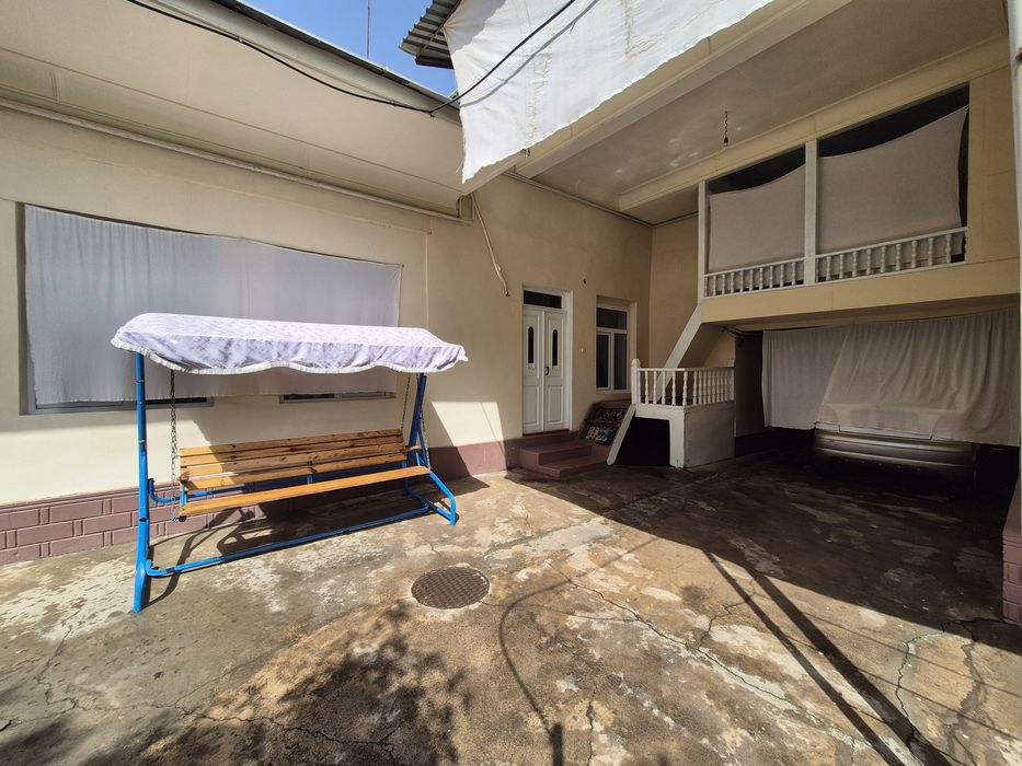 Fayzli xonadon sotiladi