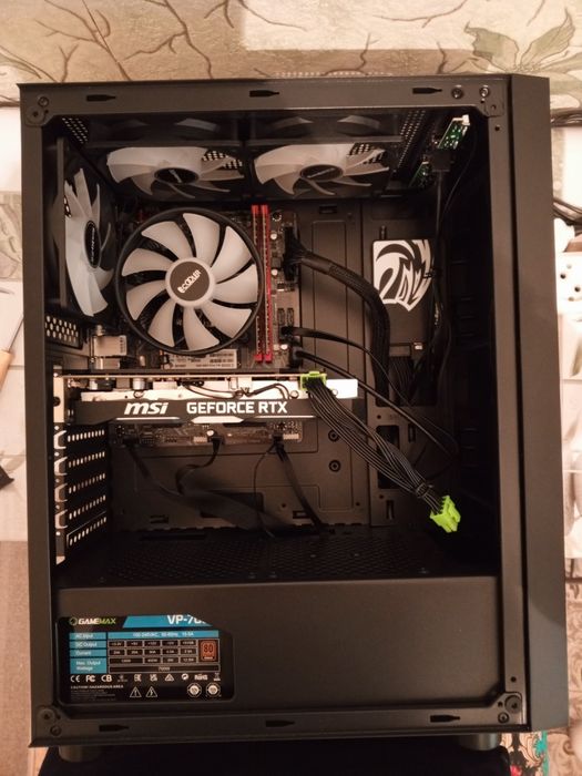 GIGABYTE PC Game Core i5 10400F