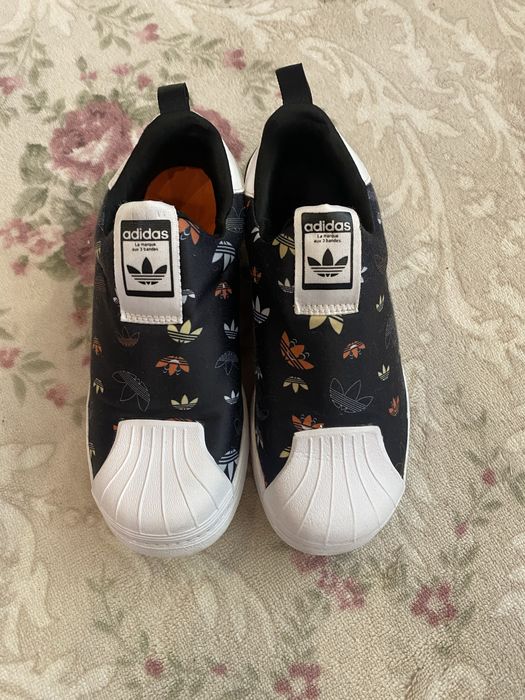 Детски маратонки “Adidas” 33номер