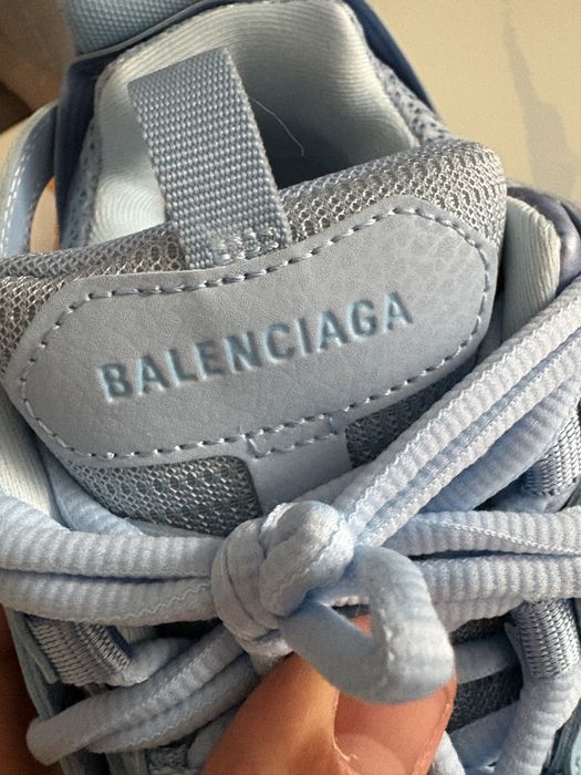Balenciaga track