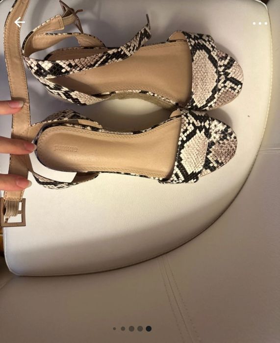 Sandale de vară Bershka