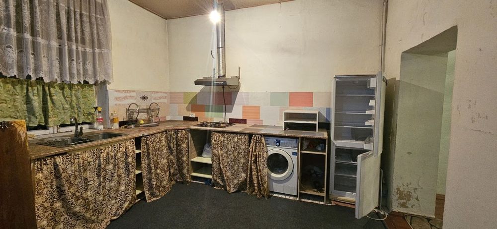 За Буз базаром 2 комнатная кв М.Горки