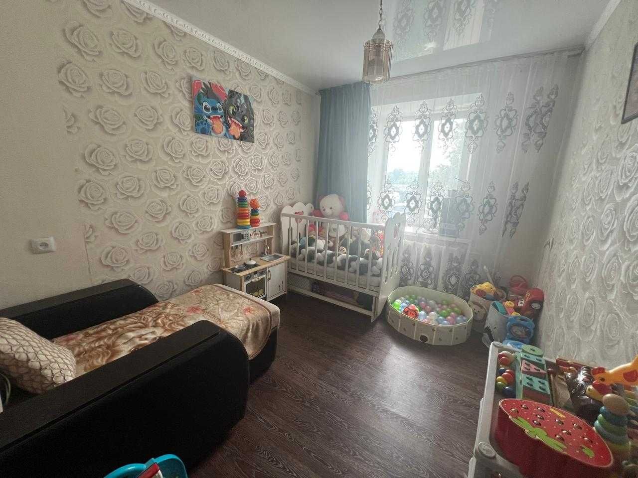 Продается 3-комнатная квартира, р-н Береке