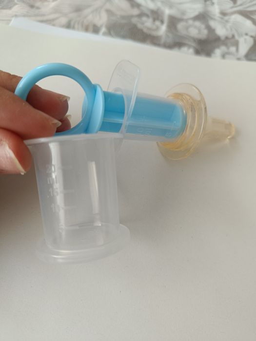 Помощник за лекарства за бебето