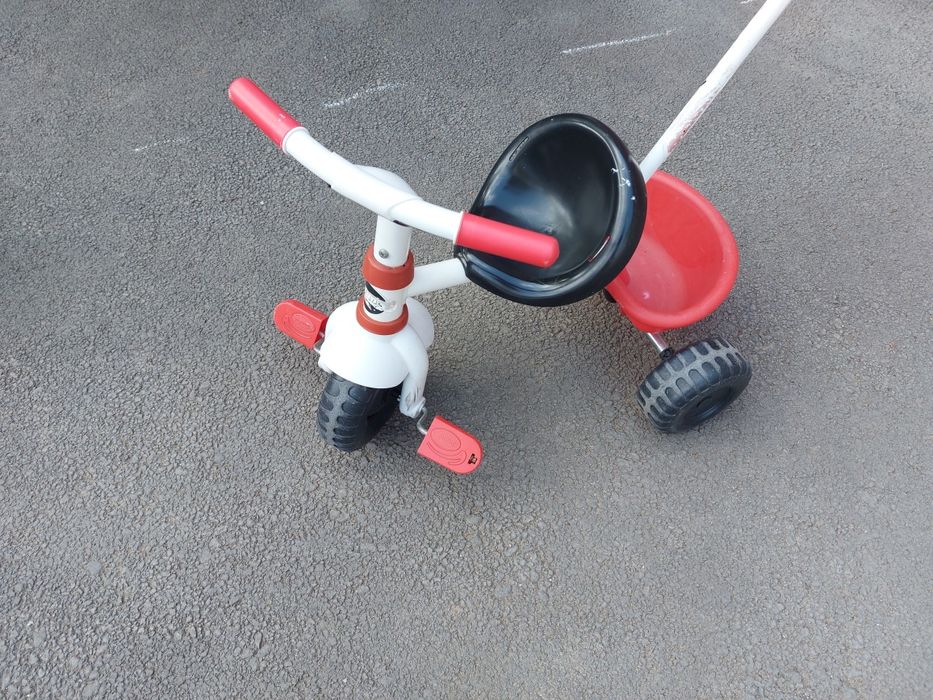 Tricicleta rosu - akb